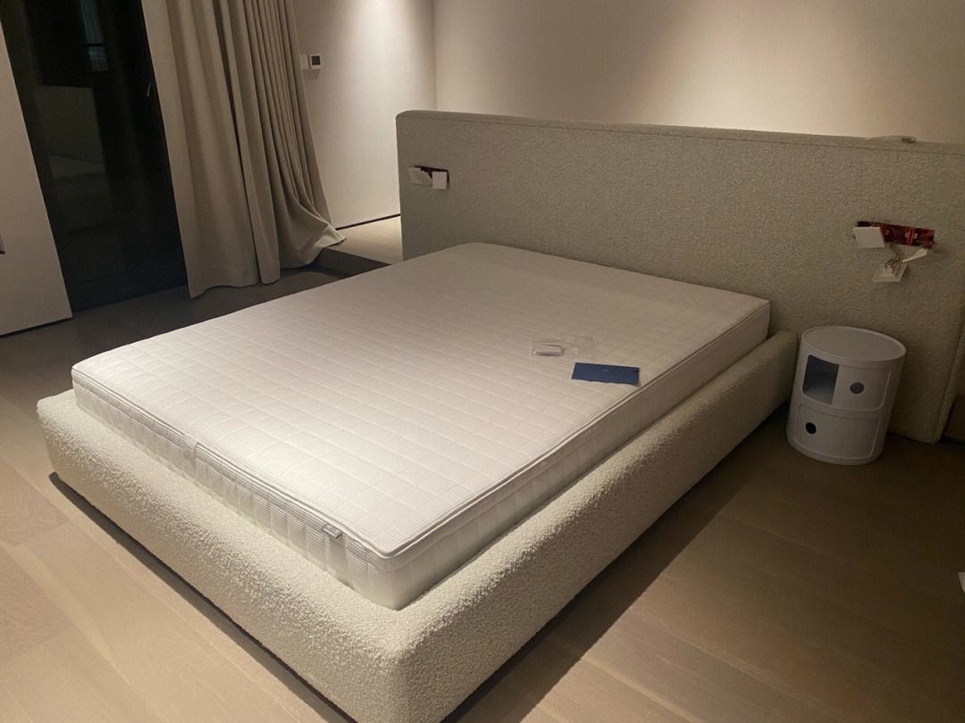 <a href=http://m.qingfeng369.cn/news_article.html?news_id=139>酒店床垫</a>